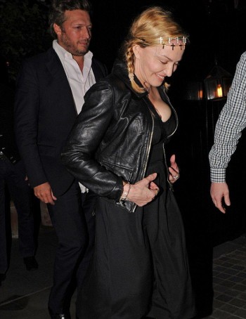 Madonna out and about in London - 30 June 2016 - Pictures (13)
