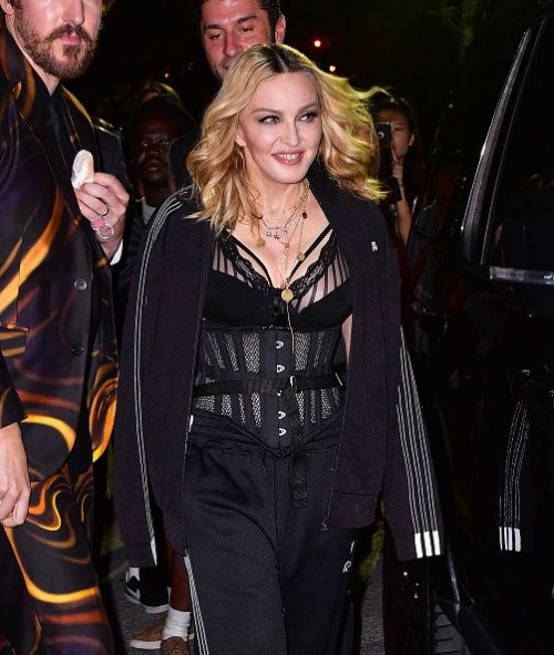 Madonna at the Alexander Wang Fashion Show, New York - 10 September 2016 - Pictures & Videos (12)