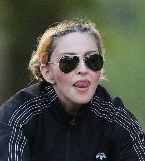 Madonna out and about in London - 15 September 2016 - Pictures (6)