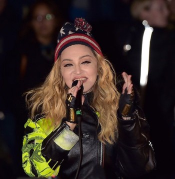 Madonna performs 5 acoustic songs at Washington Square Park  New York (13)