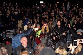 Madonna performs 5 acoustic songs at Washington Square Park  New York (18)
