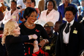 Madonna attends The Mercy James Centre opening in Blantyre, Malawi 11 July 2017 (5)