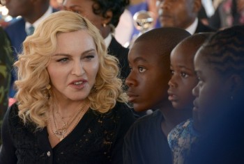 Madonna attends The Mercy James Centre opening in Blantyre, Malawi 11 July 2017 (14)