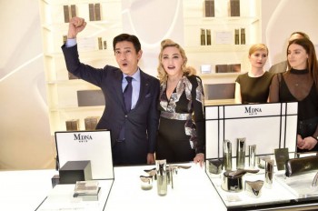 Madonna promoting MDNA Skin at Barneys New York, Beverly Hills - 7 March 2018 (8)