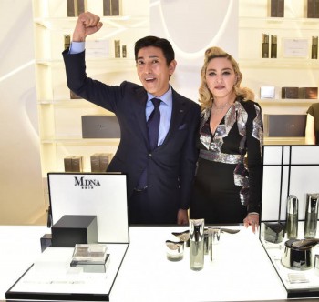Madonna promoting MDNA Skin at Barneys New York, Beverly Hills - 7 March 2018 (11)