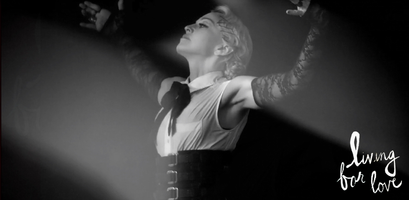 La vidéo de « Living For Love » dispo sur YouTube