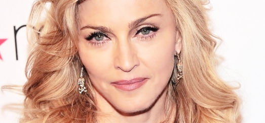 Lancement de « Truth or Dare by Madonna » – Les questions et la vidéo !