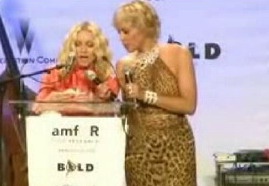 VIDEO - amfAR event in Cannes 02