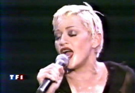 VIDEO - The Girlie Show - TV Reports [TF1 & France2] 02