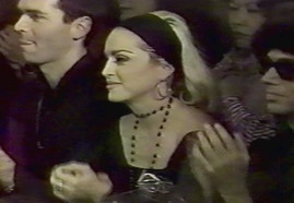 VIDEO - Jean-Paul Gaultier Fashion Show 02