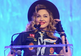 VIDEO - Madonna's Speech at the 24th annual GLAAD Media Awards 02