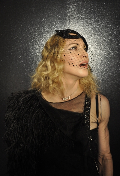 Madonna outtakes by Steven Klein, Annie Leibovitz, Guy Oseary, Tom Munro, Steven Meisel (38)