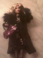 20110528-news-madonna-dolce-gabbana-doll