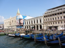Madonna at Venice Film Festival by Ultimate Concert Experience (2)