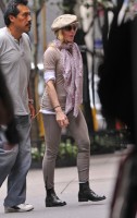 Madonna at the Kabbalah Centre in New York, 24 Septembre 2011 (3)