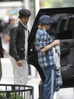 Madonna at the Kabbalah Centre in New York, 30 Septembre 2011 (3)