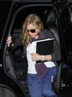 Madonna out and about in New York, 17 October 2011 (2)