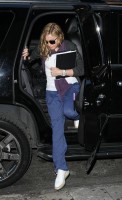 Madonna out and about in New York, 17 October 2011 (3)