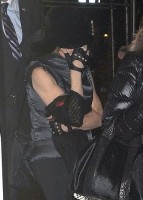 Madonna at the Kabbalah Centre, New York - 11 12 November 2011 (12)