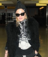 Madonn at JFK airport, New York - 23 December 2011 (1)