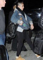 Madonna and Lourdes at JFK airport, 21 February 2012 (4)