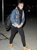 Madonna and Lourdes at JFK airport, 21 February 2012 (5)