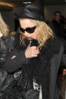 Madonna and Lourdes at JFK airport, 21 February 2012 - Update 3 (12)