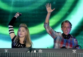 Madonna and Avicii at the Ultra Music Festival in Miami - 24 March 2012 (20)