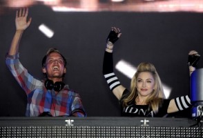 Madonna and Avicii at the Ultra Music Festival in Miami - 24 March 2012 (22)