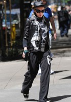 Madonna at the Kabbalah Centre in New York, 12 May 2012 (3)