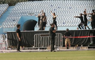 MDNA Tour Rehearsals - Ramat Gan Stadium Tel Aviv [26 May 2012] Part 2 (11)