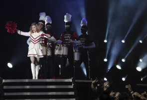 MDNA Tour - Abu Dhabi - 3 June 2012 (Part 2) (19)