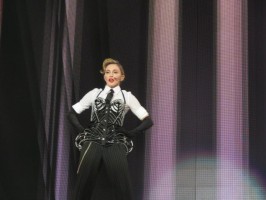 MDNA Tour - Abu Dhabi - 3 June - Alaa (15)