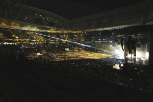 MDNA Tour Istanbul - Before and during - 7 June 2012 (39)