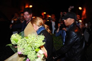 Madonna riding a Vespa in Rome - 13 June 2012 (26)