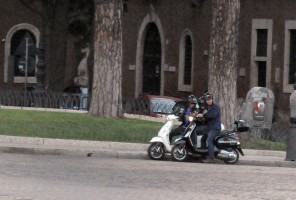 Madonna riding a Vespa in Rome - 13 June 2012 (32)