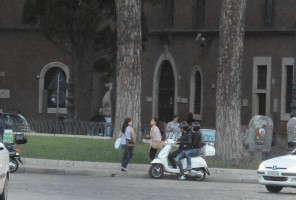 Madonna riding a Vespa in Rome - 13 June 2012 (40)