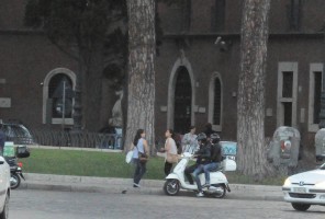 Madonna riding a Vespa in Rome - 13 June 2012 (40)