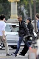 Madonna visiting the Notre Dame in Paris (22)