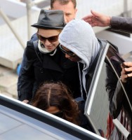 Madonna out and about in Paris - 16 July 2012 (3)