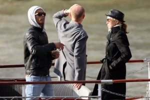 Madonna out and about in Paris - 16 July 2012 (9)