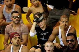 Madonna attends AfroReggae in Rio de Janeiro (8)