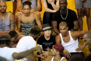 Madonna attends AfroReggae in Rio de Janeiro (9)