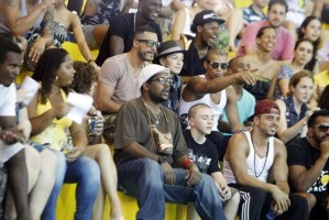 Madonna attends AfroReggae in Rio de Janeiro (13)