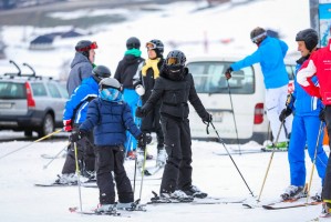 Madonna skiing in Gstaad, Switzerland - Part 2 (11)