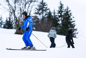 Madonna skiing in Gstaad, Switzerland - Part 2 (13)