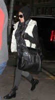 Madonna at the Kabbalah Centre, 12 January 2013 (5)