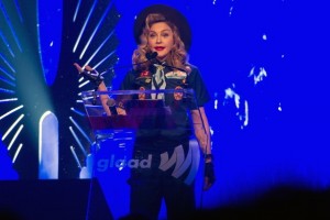 Madonna dressed up as boy scout at the GLAAD Media Awards - Anderson Cooper - Backstage - HQ (11)