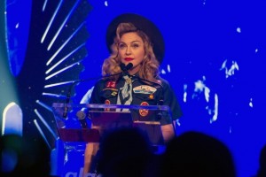 Madonna dressed up as boy scout at the GLAAD Media Awards - Anderson Cooper - Backstage - HQ (23)