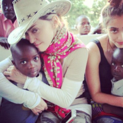 20130404-pictures-madonna-instagram-home-of-hope-orphanage